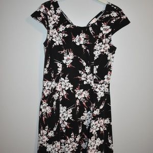 🌸FLORAL DRESS🌸